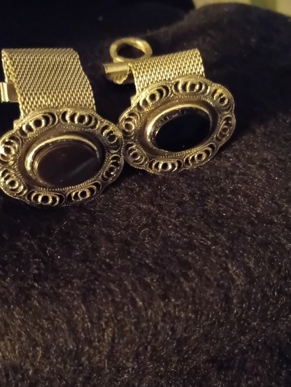 SWANK Gold Tone Black Onyx Oval Cuff Links